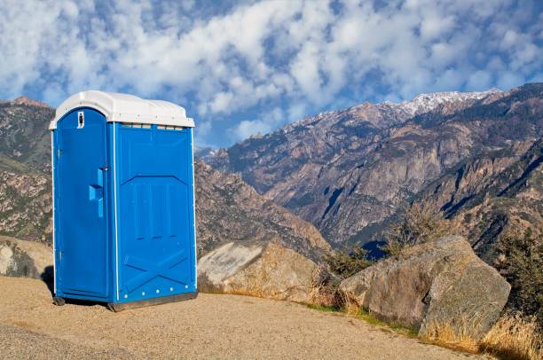Portable Toilet Options We Offer in Alvarado, TX